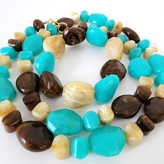 Turquoise cream and brown chunky beaded jewelry set.